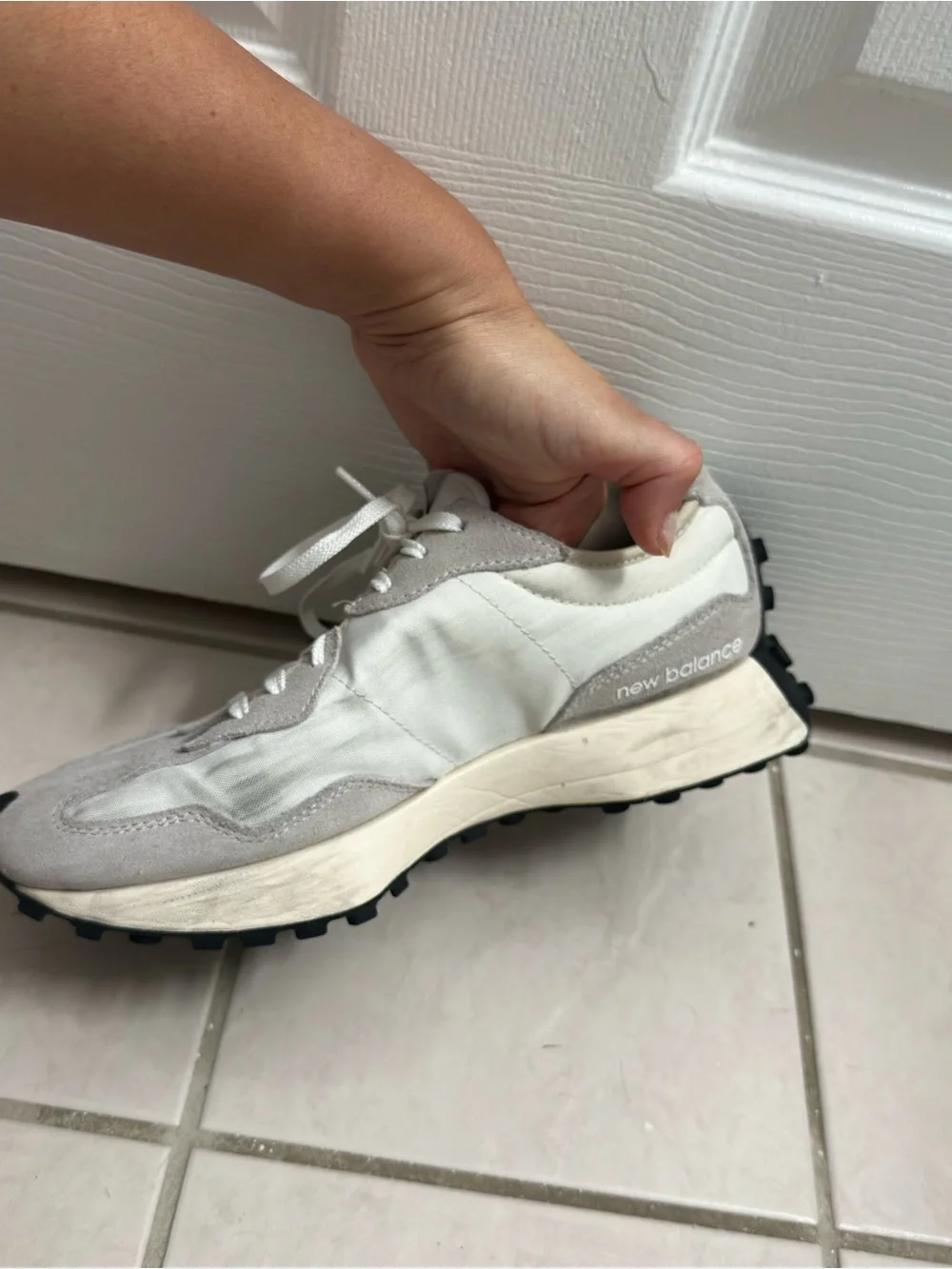 New Balance Women’s 327 Shoes